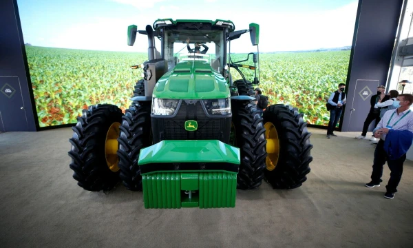 „John Deere“ traktorius CES parodoje. Steve Marcuso („Reuters“/„Scanpix“) nuotr.