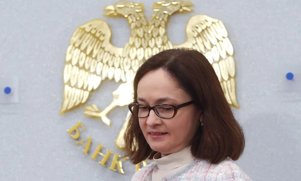 Investuotojams kelia nerimą politiniai Rusijos sprendimai, taip pat centrinio banko politika. Nuotraukoje – centrinio banko vadovė Elvira Nabiulina. Sergejaus Karpuchino („Reuters“ / „Scanpix“) nuotr.