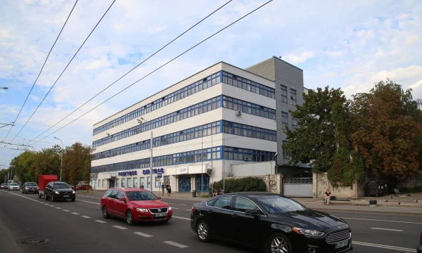 Buvusio „Spartos“ fabriko pastatas Vilniaus Naujamiestyje. Vladimiro Ivanovo (VŽ) nuotr.