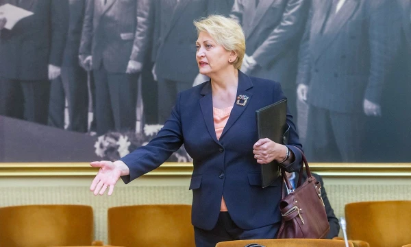 Rasa Budbergytė, finansų ministrė: „Europos Komisijos kaip ir Finansų ministerijos ekonomikos augimo lūkesčiai, palyginti su pavasario prognozėmis, šiek tiek mažėja. Tarp rizikų – neapibrėžtumas dėl “Brexit” ir sankcijų Rusijai“. 
Juditos Grigelytės (VŽ nuotr.)