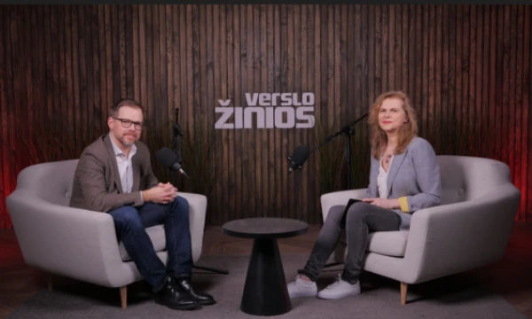 „Orion Securities“ Įmonių finansų skyriaus vadovas Mykantas Urba ir moderatorė Vilija Ramanauskienė