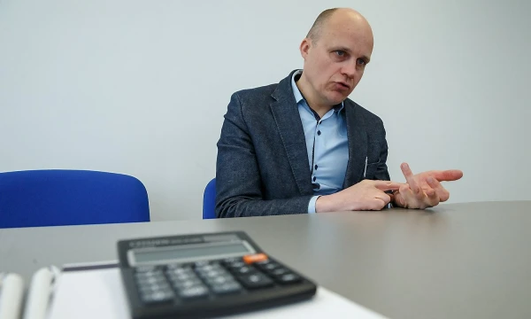 Tomas Degutis, „Axis Transport“ pardavimų vadovas: „Net jeigu iš kliento grįši nieko nepardavęs, yra geriau nei pas jį visai nenuvykti“. VLADIMIRO IVANOVO (VŽ) NUOTR. 