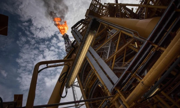 Labiausiai prie atšilimo prisideda pasaulyje iškastiniu kuru prekiaujančios bendrovės – joms tenka 70 proc. visų žmonijos išmetamų dujų. Rodgerio Boscho / AFP nuotr. 