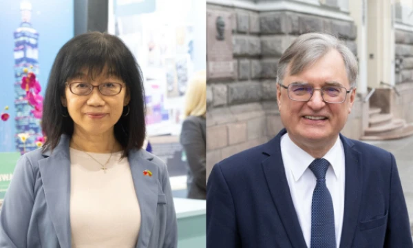 Yijuang Chern, Taivano Nacionalinės mokslo ir technologijų tarybos ministro pavaduotoja, ir Gintaras Valinčius, Lietuvos mokslo tarybos pirmininkas. VŽ koliažas.