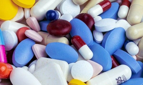 Dėl kai kurių vaistų sukeltų negandų dažnai yra apkaltinami jų kūrėjai. Unspalsh nuotr.