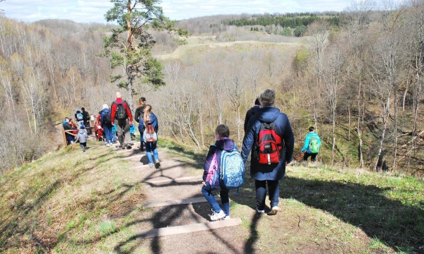 Pėsčiųjų žygis Neries regioniniame parke. Juditos Grigelytės (VŽ) nuotr.