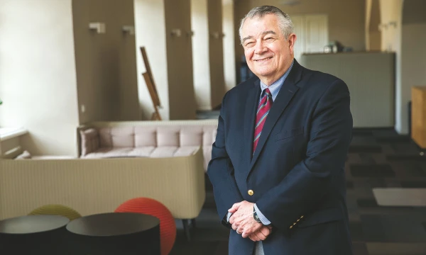 Romie F. Littrellis, Auklendo technologijos universiteto asocijuotasis profesorius: „Lietuvoje mažmeninėje prekyboje žmonės pageidauja vadovaujančio lyderio, kuris būtų stiprus, imtųsi kontrolės ir drauge būtų rūpestingas.“ Vladimiro ivanovo (VŽ) nuotr.