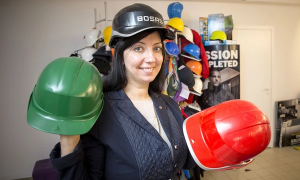 Irma Spudienė, sostinės UAB “DSP Plius“ direktorė: „Metinių pokalbių metu nuolat klausiu, kas patinka įmonėje, kas ne, bet niekas neįvardija dalykų, kuriuos galėtume keisti, o nori tik daugiau pinigų, daugiau pinigų.“ vladimiro Ivanovo (vž) nuotr.