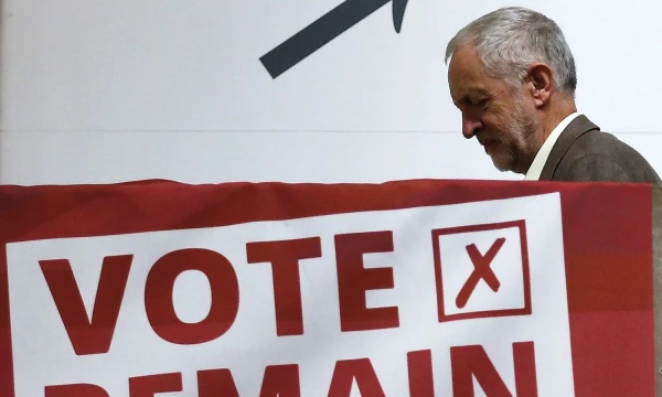 Jeremy'is Corbynas, Jungtinės Karalystės parlamento opozcijoje esančios Leiboristų partijos lyderis. Philo Noble'o („Reuters“/„Scanpix“) nuotr.
