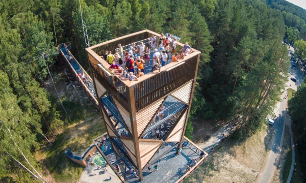 Anykštėnai tikina Medžių lajų tako pamoką jau išmokę ir žada, kad kitą sezoną maitinimo vietų pagausės net 30–50%, tad turistams Anykščiuose tikrai bus kur pavalgyti. Juliaus Kalinsko („15min.lt“) nuotr.