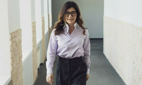 Henrika Bivainienė, atrankų ir HR sprendimų bendrovės „Amston“ direktorė: „Patirtį vienoje pozicijoje sukaupę darbuotojai neretai nebejaučia motyvacijos ar galimybių tobulėti, todėl imasi naujovių“. Vladimiro Ivanovo (VŽ) nuotr.