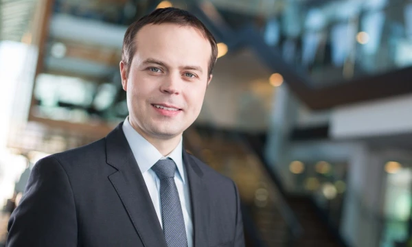 Marius Ignotas, „Swedbank“ Finansų rinkų tarnybos vadovas: „Stebint besiformuojančią praktiką, akivaizdu, kad tvarumo vaidmuo kapitalo rinkoms tik stiprės“. BENDROVĖS NUOTR.