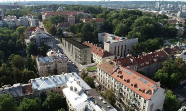 Pakoreguotas projektas. Bendrovės vizualizacija.