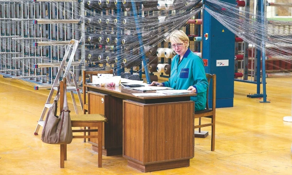 Ekspertų vertinimu, Lietuvoje tekstilės pramonė yra pasidalijusi į dvi dalis. Vieni produkciją parduoda su savo prekės ženklu, kiti parduoda pigią darbo jėga.
Vladimiro Ivanovo (VŽ) nuotr.