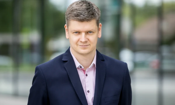 UAB „Penki kontinentai“ įmonių grupės komunikacijos vadovu šiandien pradeda dirbti Aleksandras Zubriakovas. Bendrovės nuotr.