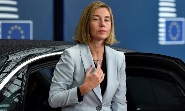 Federicos Mogherini teigimu, ES turi priemonių, kurios gali būti panaudotos atremiant hibridinio karo grėsmę. „Reuters“ nuotr.