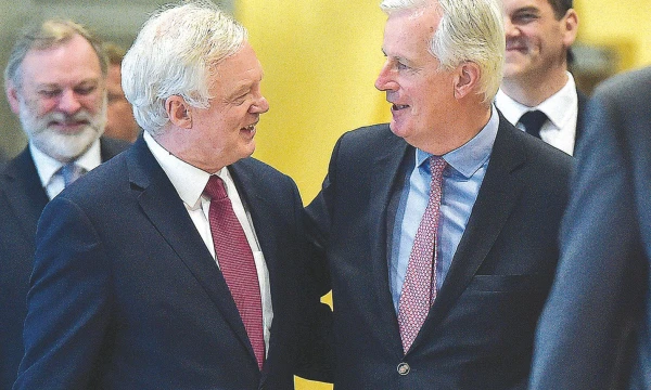 Pragmatiški verslininkai greitų atsakymų dėl „Brexit“ nesitiki, tačiau jiems itin svarbu aiškumas – bent jau dalinis – dėl ES ir JK santykių ateities.