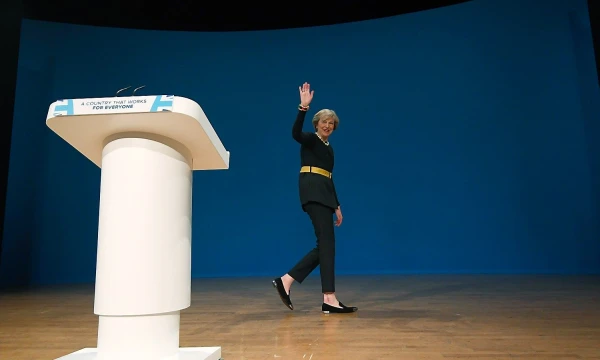 Theresa May – veiksmingai dirbanti, tačiau į akis nekrintanti vidaus reikalų ministrė nuo 2010 iki 2016 m. „Reuters“ nuotr. 
