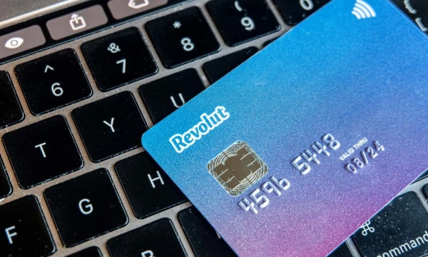 „Revolut“ savo klientus Lietuvoje jau perkelia iš Jungtinės Karalystės įmonės „Revolut Ltd“ į lietuviškąją UAB „Revolut Payments“. Juditos Grigelytės (VŽ) nuotr.