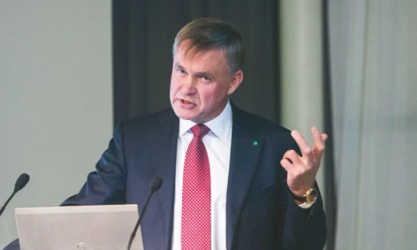 Robertas Dargis, Lietuvos pramonininkų konfederacijos prezidentas: „Nepamirškime, kad tolesnis tvarus valstybės augimas labai priklausys nuo politikų toliaregiškumo ir jų priimamų politinių sprendimų įgyvendinant konkurencingumą didinančias reformas.“
Juditos grigelytės (VŽ) nuotr.