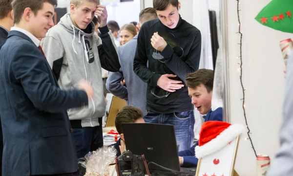 Jaunimas vis rečiau renkasi tradicines verslo idėjas, tokias kaip perku ir parduodu, o kuria savus produktus.  Juditos grigelytės (VŽ) nuotr.