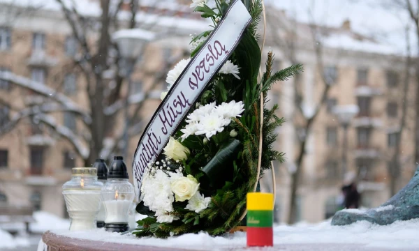 Smulkiųjų verslininkų protesto akcija Vilniuje, prie Kudirkos paminklo. Vladimiro Ivanovo (VŽ) nuotr.