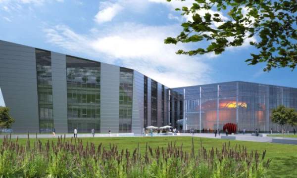 Pagal planą 2018 m. turėtų būti priimtas sprendimas, kur statyti ketvirtąjį tarptautinį atviros prieigos Ekstremalios šviesos infrastruktūros centrą. Trys mokslinių tyrimų centrai jau yra Čekijoje, Rumunijoje ir Vengrijoje. 
Ekstremalios šviesos infrastruktūros centro Vengrijoje vizualizacija.