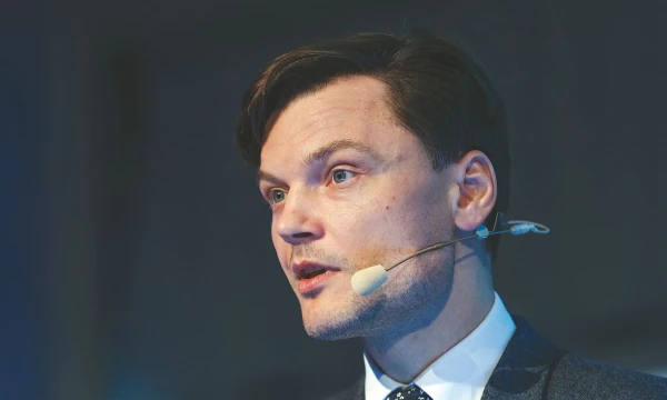 Eligijus Kajieta, „Hay Group“ generalinis direktorius Baltijos šalims: „Gana plokščia atlygio sistema, kai atskirų pareigybių darbuotojų atlyginimai yra panašūs, nėra efektyvi.“ 		Vladimiro ivanovo (VŽ) nuotr.