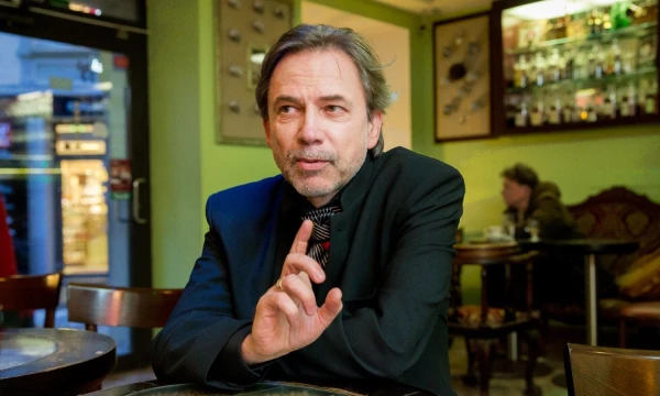 Rimas Juškaitis, mikroskopų bendrovės „Aurox“ generalinis direktorius: „Svarbu ne perspjauti visus specifikacijomis, bet pateikti paketą, kuris ypač gerai sudėtas kartu ir tai, ką jis daro, daro labai gerai, o ko neatlieka, to visiškai neatlieka.“  Juditos Grigelytės (VŽ) nuotr.