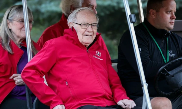 Warrenas Buffettas. Kevino Dietscho („Getty Images“ / AFP / „Scanpix“) nuotr.