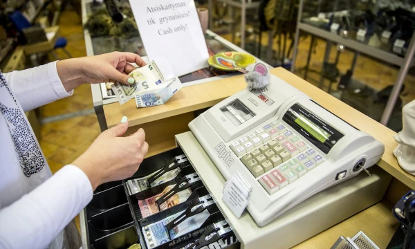 Kasos aparatus naujais reikės pakeisti iki 2025-ųjų. Vladimiro Ivanovo (VŽ) nuotr. 