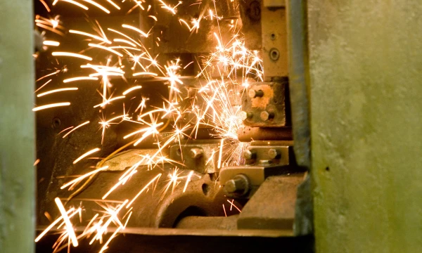 Lietuvos metalo sektoriaus produkcija įvairi: nuo smulkiausių optikos prietaisų ir mašinų įrangos gamybos detalių iki lėktuvų ir laivų dalių.
Juditos Grigelytės  (VŽ) nuotr.