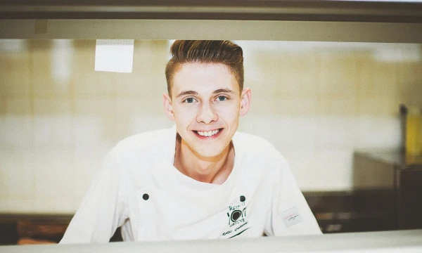 Rokas Galvonas, MB „Roko virtuvė“ įkūrėjas: „Kai atidarėme „Domi“, dirbdavome iki 1–2 val. nakties su viena pamaina, antra pamaina buvau aš.“ Asmeninio archyvo nuotr.