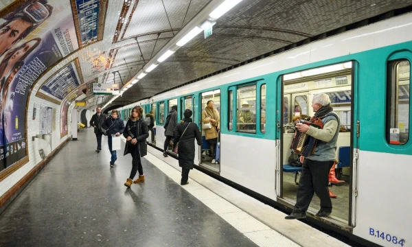 Metro. Isa Harsin (SIPA/Scanpix) nuotr. 