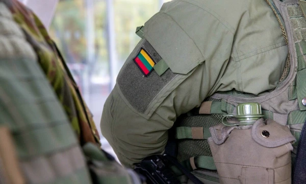 Lietuvos kariai Latežerio pasienio kontrolės punkte su Baltarusija. Juditos Grigelytės nuotr.