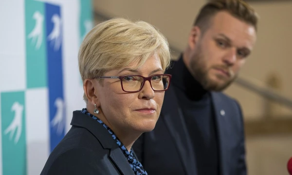 Radvilė Morkūnaitė?Mikulėnienė, Ingrida Šimonytė ir Gabrielius Landsbergis, TS-LKD rinkimų sąrašo atstovai. Juditos Grigelytės (VŽ) nuotr.
