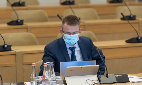 2021-05-26 LRV nuotolinė spaudos konferencija ir vyriausybės posėdis. Laimos Penek (LRVK) nuotr.