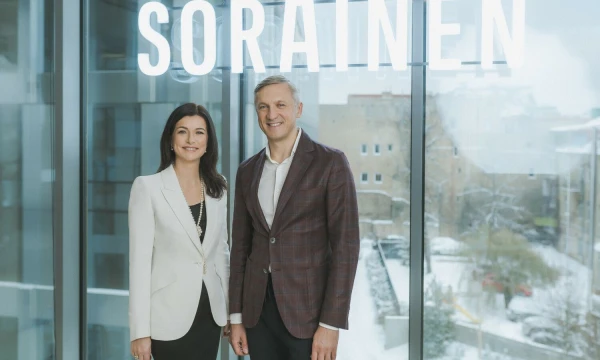 L. Skibarka, „Sorainen“ partneris, valdybos narys, ir E. Berlaus, vadovaujančioji partnerė. Įmonės nuotr.