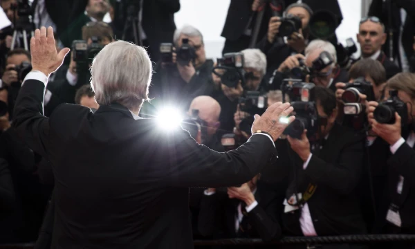 Alainas Delonas šių metų Kanuose, pristatant filmą „Slaptas gyvenimas“ („A Hidden Life“). „Scanpix“ nuotr.