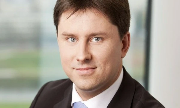 Marius Endzinas, advokatų kontoros „Magnusson“ advokatas, sako, kad viešuosiuose pirkimuose mažai patirties turinčioms bendrovės koją dažnai pakiša smulkios klaidelės ar nemokėjimas tinkamai planuoti laiko. Advokatų kontoros nuotr.
