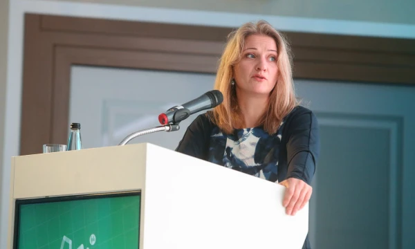 Anot ūkio ministro patarėjos Jekaterinos Rojakos, kiti metai gali būti palankūs naujoms plėtros strategijoms plėtoti. Vladimiro Ivanovo (VŽ) nuotr.