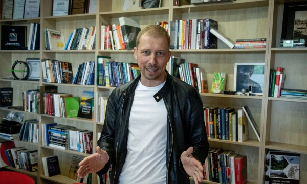 Andrius Baranauskas, pasitraukęs iš „Tele2“ korporacinės komunikacijos direktoriaus Baltijos šalims pareigų, įsteigė reputacijos agentūrą „Winning“. Vladimiro Ivanovo (VŽ) nuotr.