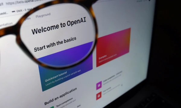 „ChatGPT“ kūrėjos „OpenAI“ tinklalapis. Karlo Josefo Hildenbrando / „Scanpix“ nuotr.