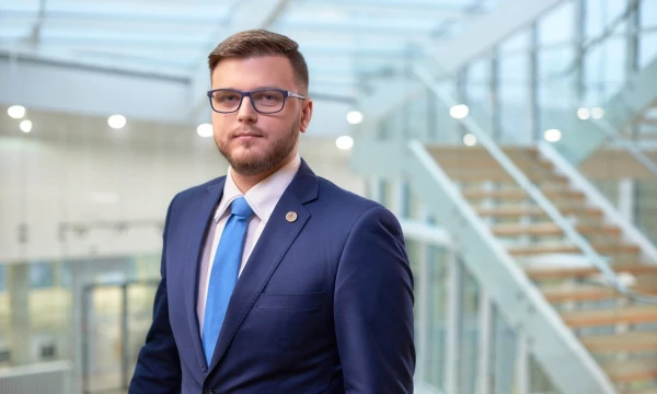 „Kapitalo šaltiniai skiriasi įvairiais aspektais – nuo kainos iki grąžinimo sąlygų, todėl labai svarbu išsirinkti tinkamiausią bei užsitikrinti palankiausias sąlygas“, – sako Tomas Matulionis, audito, mokesčių ir verslo konsultacijų UAB „KPMG Baltics“ vyresnysis finansų konsultantas.
Bendrovės nuotr.
