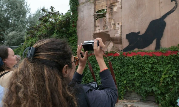 Britų gatvės menininko Banksy darbas Londone. Martyno Wheatley („ZUMA Press“ / „Scanpix“) nuotr.