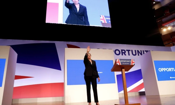 Theresa May. Darreno Stapleso („Reuters“ / „Scanpix“) nuotr.