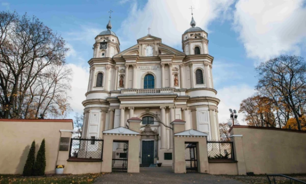 Šv. Petro ir Povilo bažnyčia Vilniuje. Deimantės Šuliauskaitės nuotr.  Šv. Petro ir Povilo bažnyčia Vilniuje. Deimantės Šuliauskaitės nuotr.
