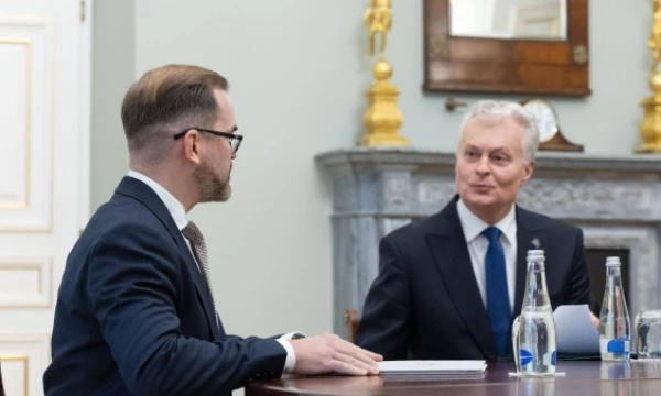 Robertas Kaunas, kandidatas į krašto apsaugos ministrus, susitinka su prezidentu Gitanu Nausėda. Juditos Grigelytės (VŽ) nuotr.