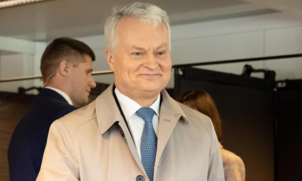 Prezidentas Gitanas Nausėda balsuoja išankstiniuose Seimo rinkimuose. Juditos Grigelytės (VŽ) nuotr.