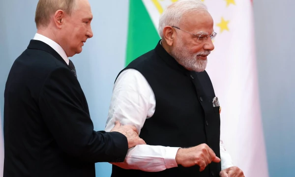 Vladimiras Putinas ir Narendra Modi. Vladimiro Smirnovo („Imago“ / „Scanpix“) nuotr.